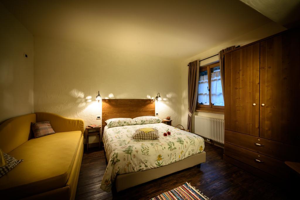 Ostello Del Castello Тирано Номер фото